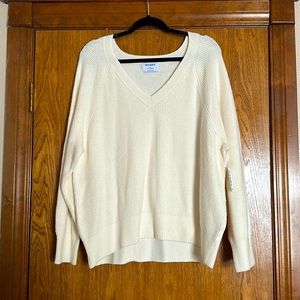 Old Navy 2X Cream V-Neck Sweater